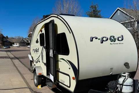 The Pod Pad-Affordable & Easy-to-Tow Forest River R-Pod! Pets/Festivals OK