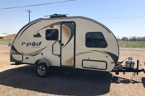 The Pod Pad-Affordable & Easy-to-Tow Forest River R-Pod! Pets/Festivals OK
