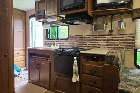 Jamie's Cape Breton or Bust RV