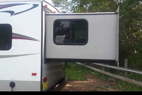 Jamie's Cape Breton or Bust RV