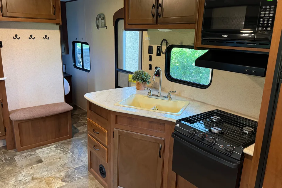 Just Add Marshmallows | Sleeps 7 Family Bunkhouse
