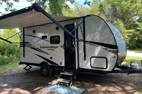Brand New, LD's Pet Friendly Trailer, Sleeps 6