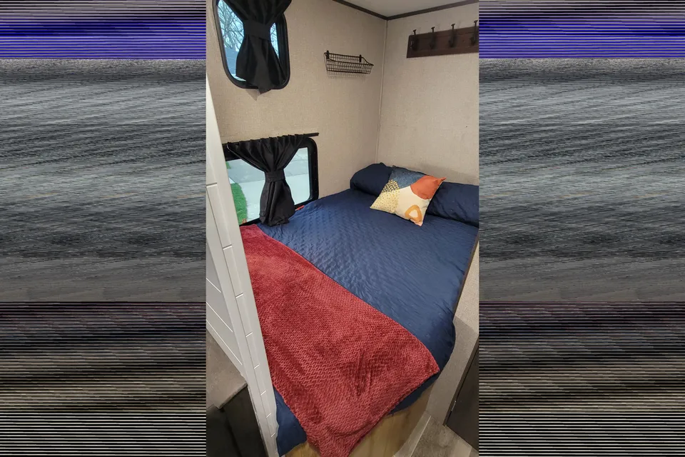 Daniel's Jayco for family of 8 :)