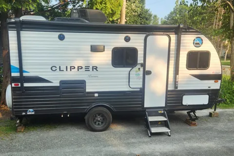 Arsenault's Coachmen Clipper Travel Trailer