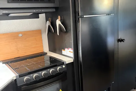 Luxury  Greywolf 26DBH Travel Trailer with fireplace