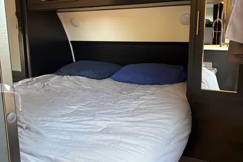 Luxury  Greywolf 26DBH Travel Trailer with fireplace