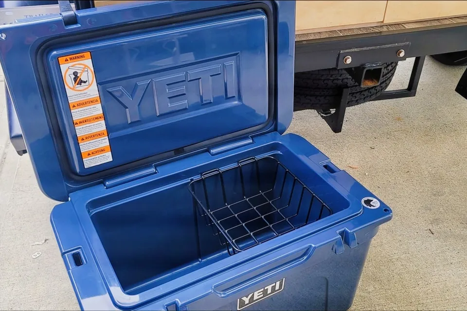 Ez-Tow Evolve Solar Outing Micro Trailer
