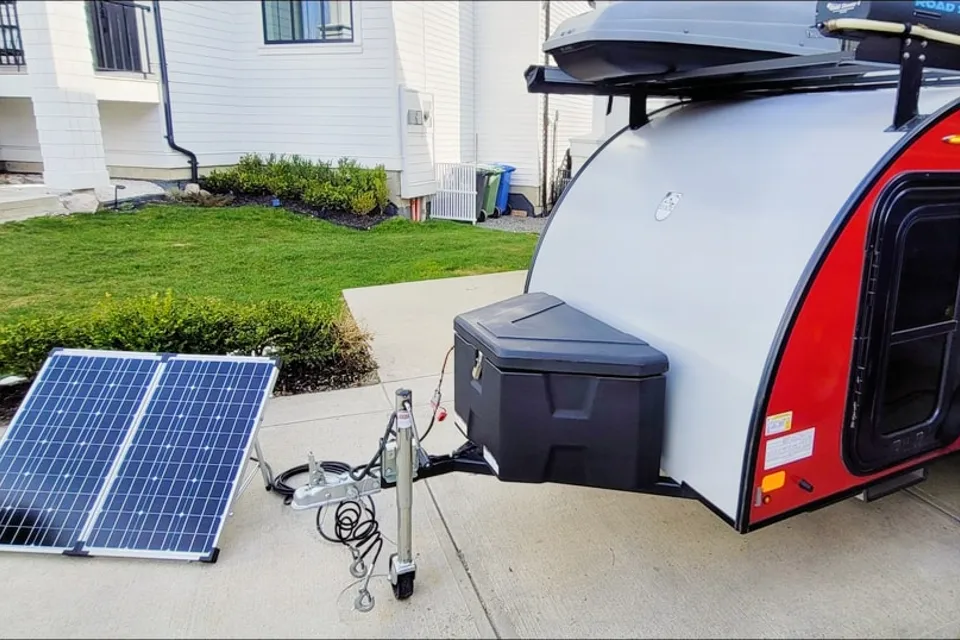 Ez-Tow Evolve Solar Outing Micro Trailer