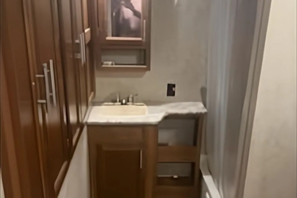 Mitch's Prime Time Avenger Travel Trailer