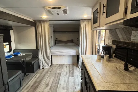 Suite On Wheels