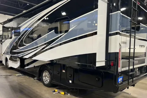'Valerie' 2023 Winnebago Vista ACO2044