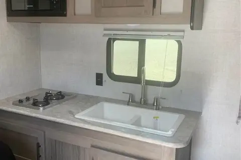 2021 - Gulf Stream Ameri-Lite 197BH Roulotte