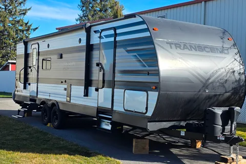 Grand Design Transcend 265BH w/bunks