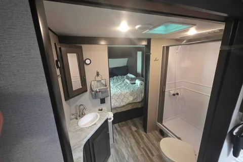 Grand Design Transcend 265BH w/bunks