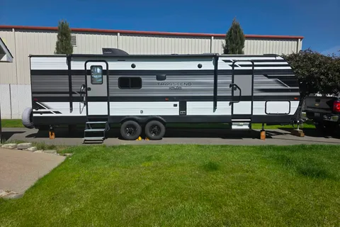 Grand Design Transcend 265BH w/bunks