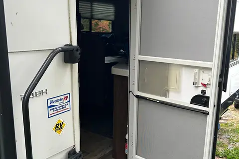 Mark's Travel Lite RV Aura Travel Trailer