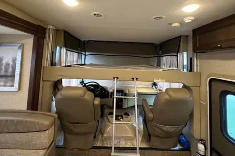 Travis's Thor Motor Coach Hurricane Class A