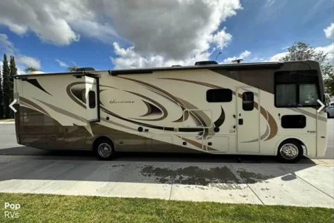 Travis's Thor Motor Coach Hurricane Class A