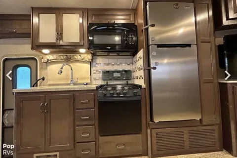 Travis's Thor Motor Coach Hurricane Class A