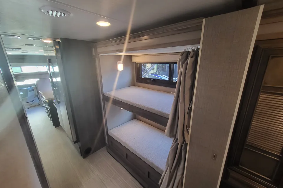 Mitchell's Entegra Coach vision xl Class A