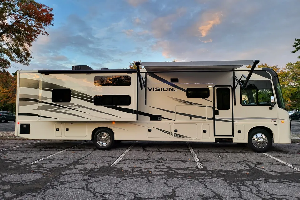 Mitchell's Entegra Coach vision xl Class A