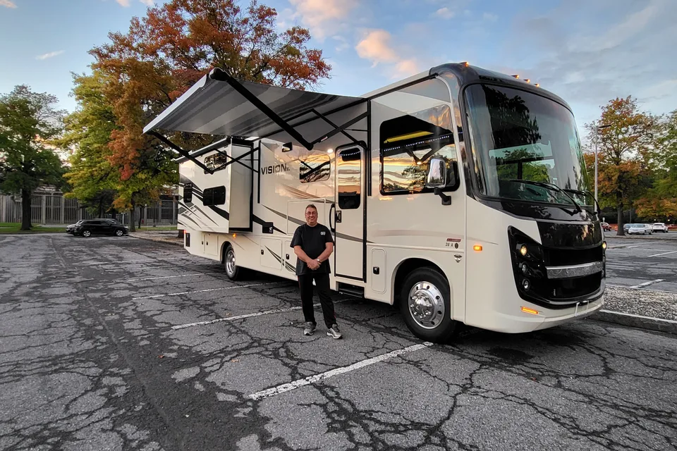 Mitchell's Entegra Coach vision xl Class A
