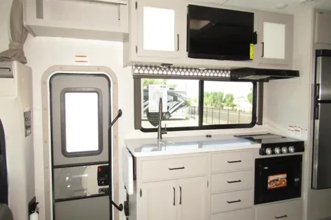 2023 Thor Motor Coach Quantum Sprinter MB24 Class C
