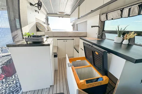 Off Grid Comfy Campervan