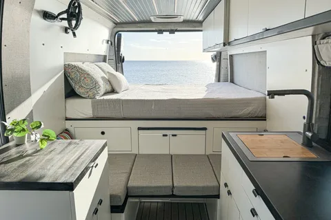 Off Grid Comfy Campervan