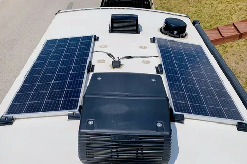 Off Grid Palace