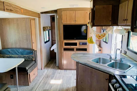 Off Grid Palace