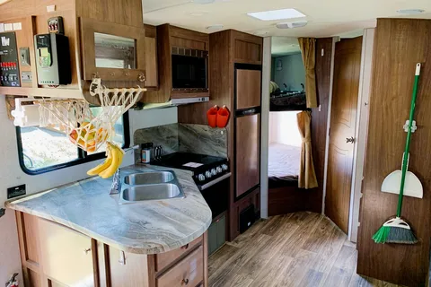 Off Grid Palace