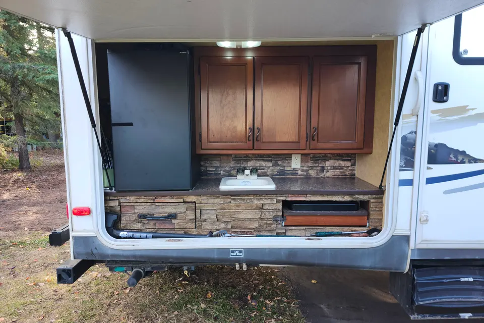 Allan's Forest River Lacrosse luxury lite Travel Trailer