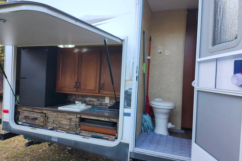 Allan's Forest River Lacrosse luxury lite Travel Trailer