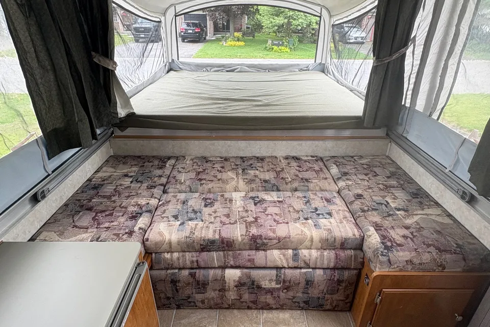 KJ’s Fleetwood Allegiance Tent Trailer