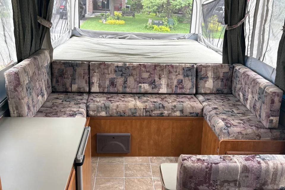 KJ’s Fleetwood Allegiance Tent Trailer