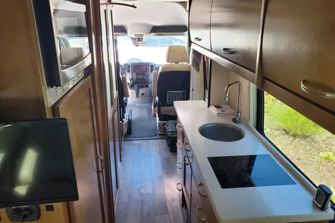 Mercedes Coachmen Campervan