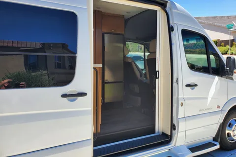 Mercedes Coachmen Campervan