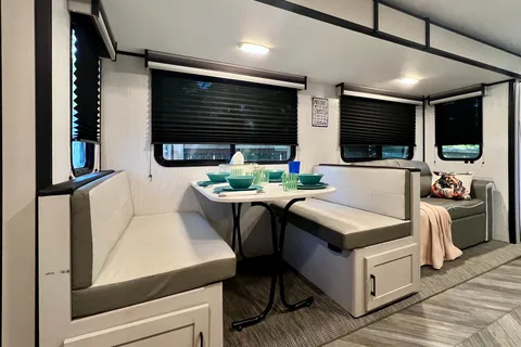 Spruce Moose Glamping — ***BRAND NEW*** 2024 Heartland Mallard M26 (32 ft)
