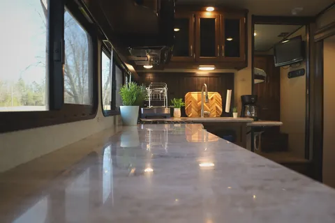 Reflections in Paradise | Delivered RV | Sleeps 10