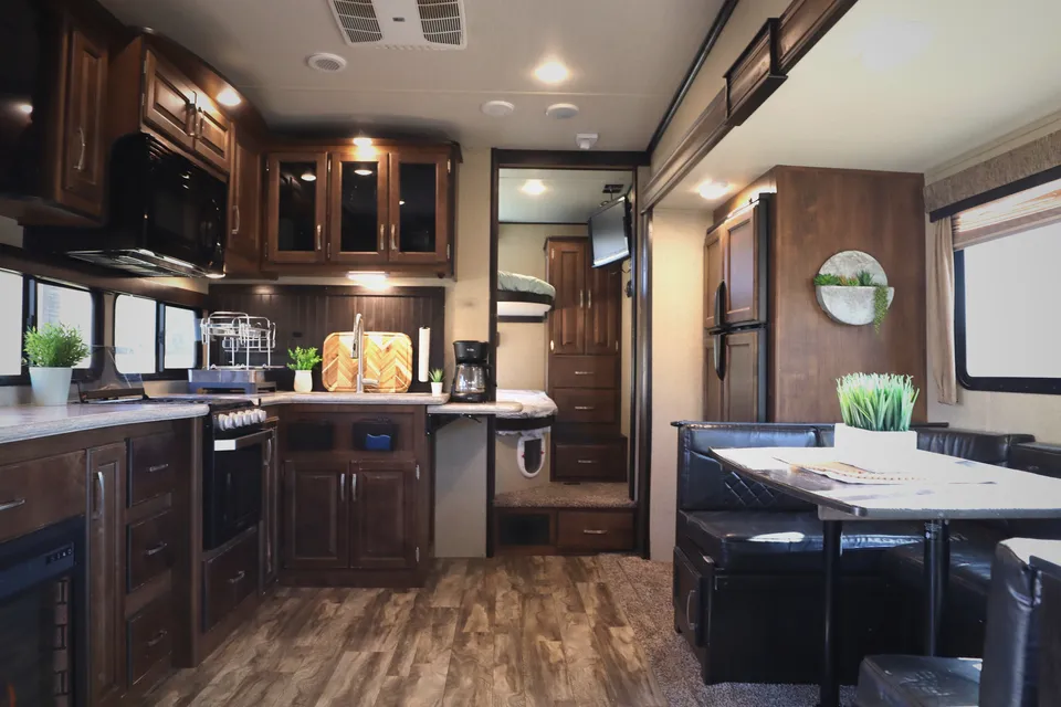 Paradise Hideaway | Delivered RV Rental | Sleeps 6