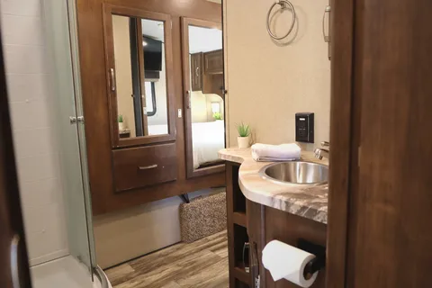 Reflections in Paradise | Delivered RV | Sleeps 10