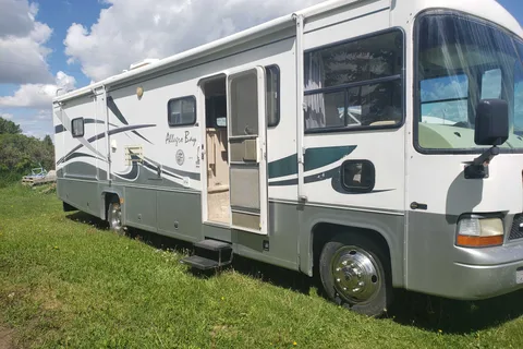 Tim's Comfy Cruiser Class A 36ft