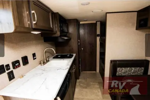 Trevor 's Jayco 174bh Travel Trailer