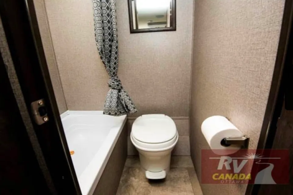 Trevor 's Jayco 174bh Travel Trailer