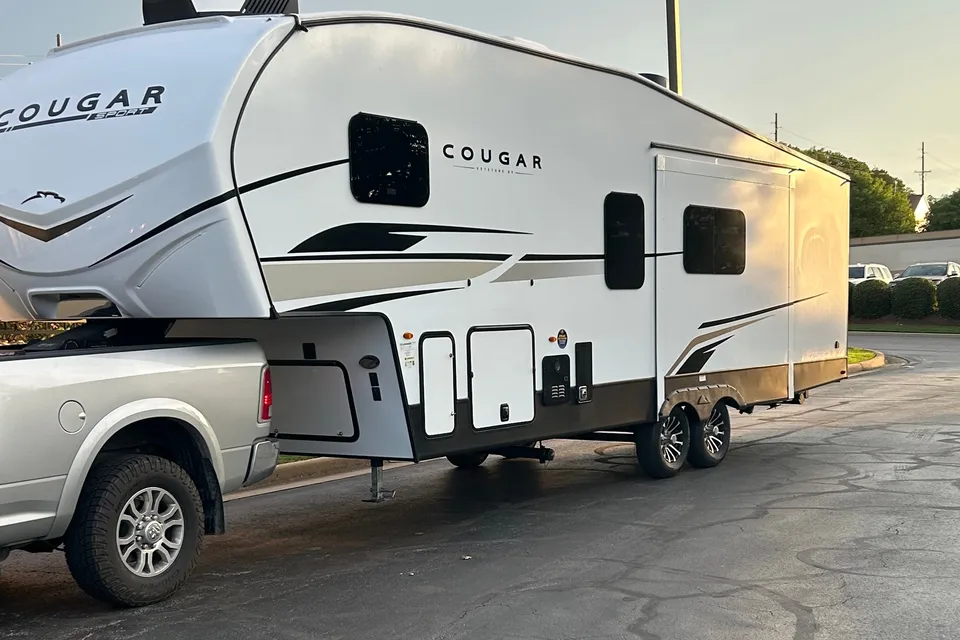 2025 Keystone Cougar Sport Fifth Wheel