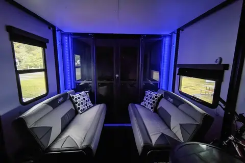 Kyper- The Hyper Lite Elite Experience; EPICALLY UNFORGETTABLE