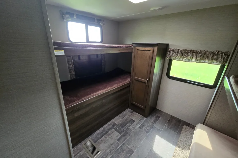 Keystone Bullet 311BHS Travel Trailer