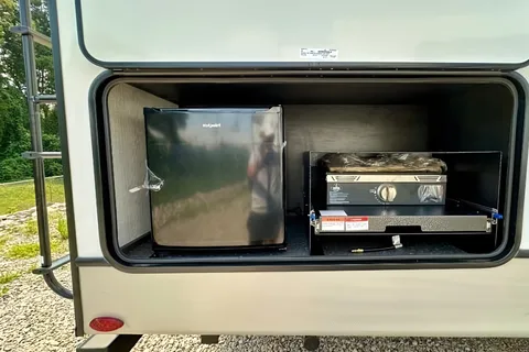 Jeff and Jen's Cougars Den II