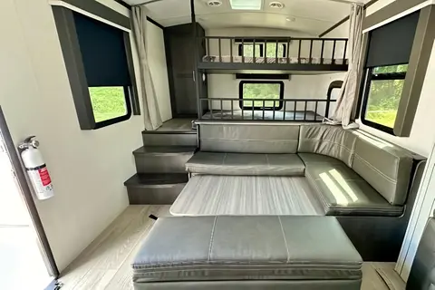 Jeff and Jen's Cougars Den II